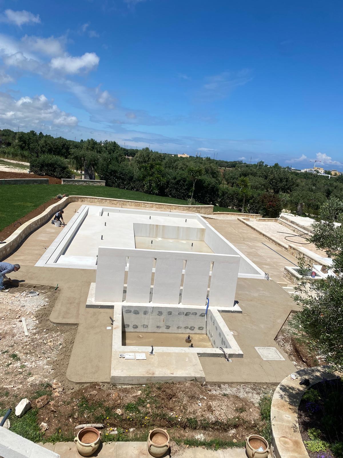 Piscina in costruzione - Calianno SRL